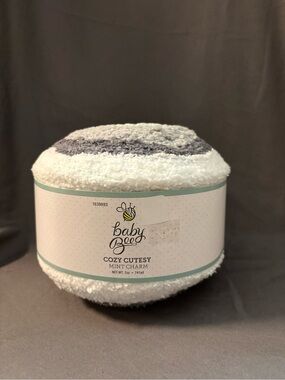 NWT Cozy Cutesy Mint Charm Baby Bee brand yarn sku TR152 new wt 7 oz 741 yards